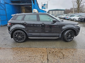 Used Land Rover Range Rover Evoque 2015 for sale - 77534352: Photo