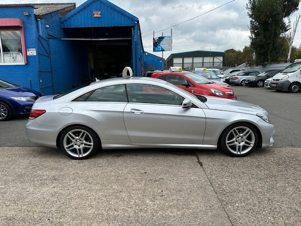Used Mercedes-Benz E Class 2014 for sale - 76303561: Photo 2