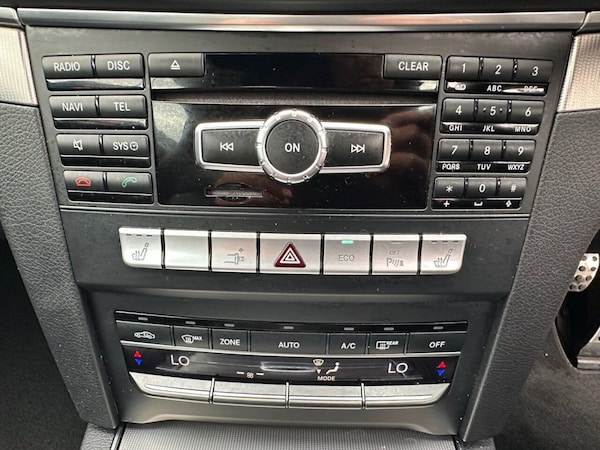 Used Mercedes-Benz E Class 2014 for sale - 76303561: Photo 45
