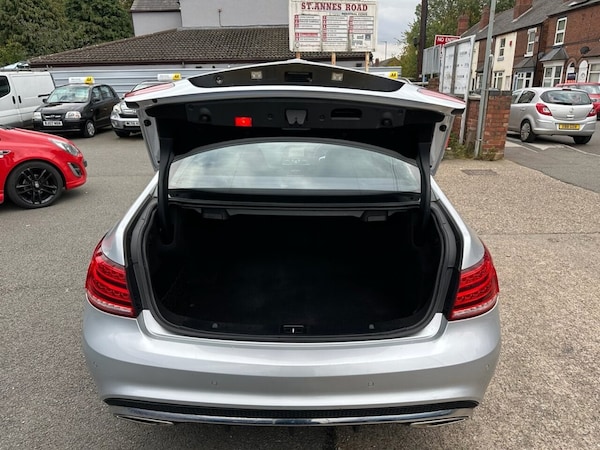 Used Mercedes-Benz E Class 2014 for sale - 76303561: Photo 9