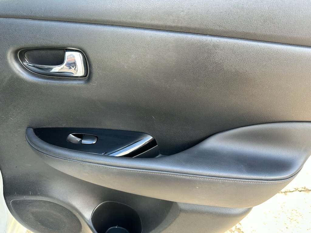 Used Nissan Leaf 2017 for sale - 78044076: Photo 17