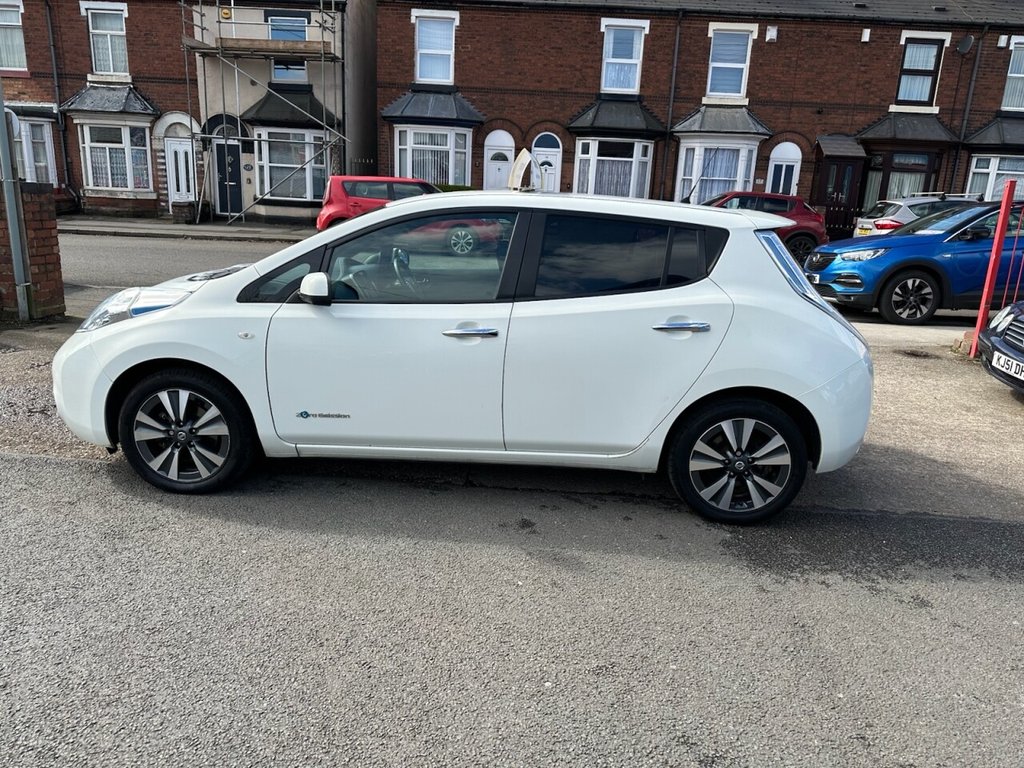 Used Nissan Leaf 2017 for sale - 78044076: Photo 6