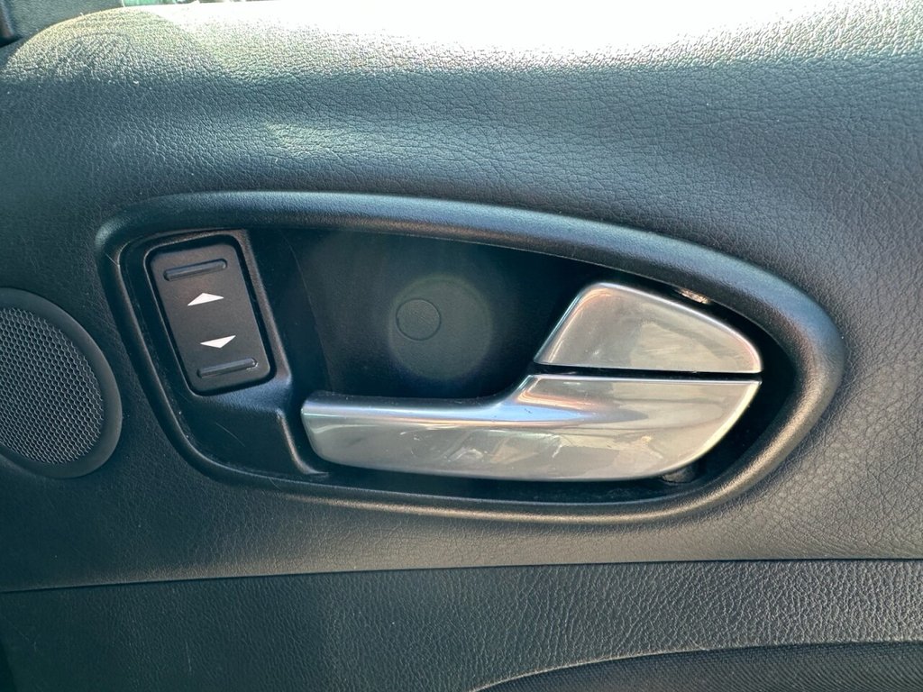 Used Ford S-Max 2010 for sale - 78049477: Photo 21