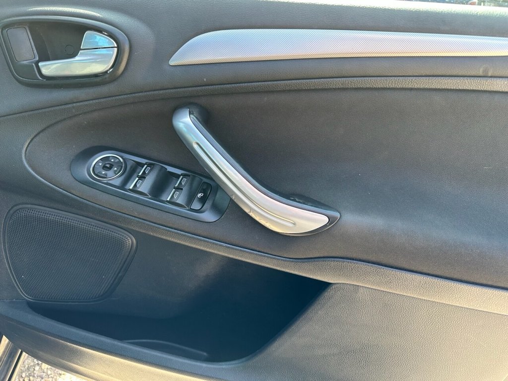 Used Ford S-Max 2010 for sale - 78049477: Photo 27