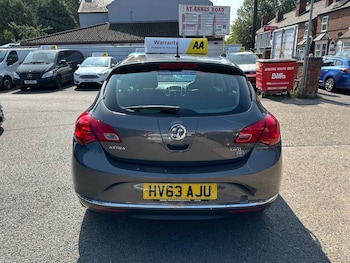 Used Vauxhall Astra 2013 for sale - 75597087: Photo