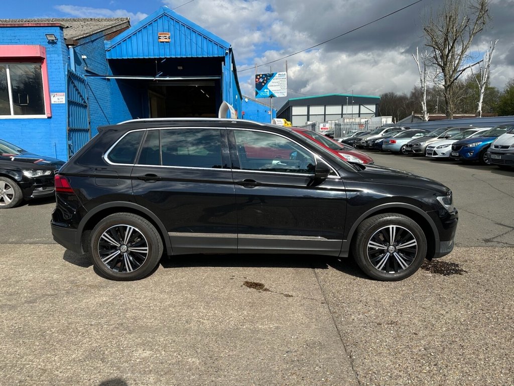 Used Volkswagen Tiguan 2018 for sale - 78088378: Photo 2