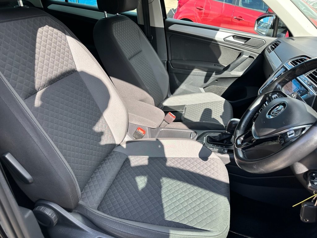 Used Volkswagen Tiguan 2018 for sale - 78088378: Photo 25