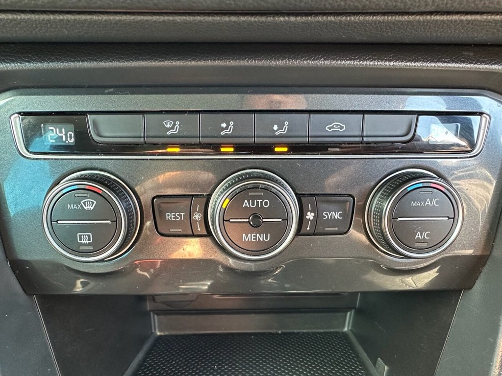 Used Volkswagen Tiguan 2018 for sale - 78088378: Photo 48