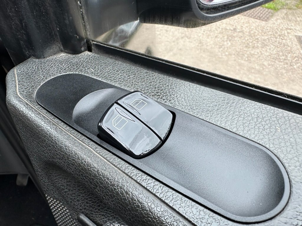 Used Mercedes-Benz Vito 2012 for sale - 76570031: Photo 20