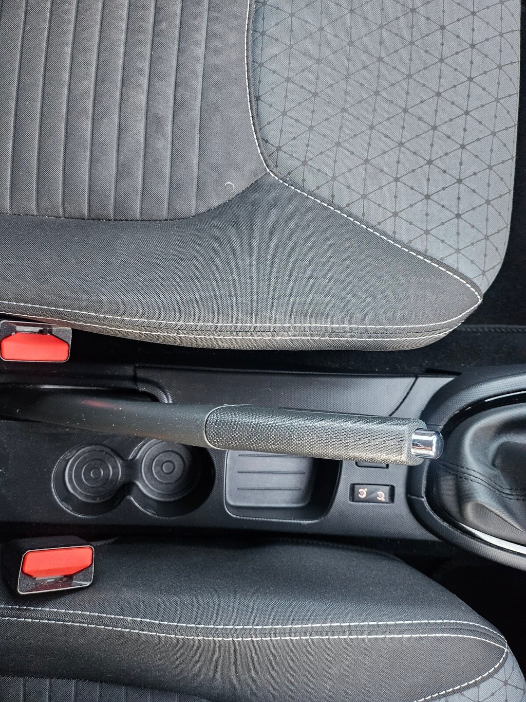 Used Renault Clio 2014 for sale - 76797657: Photo 15