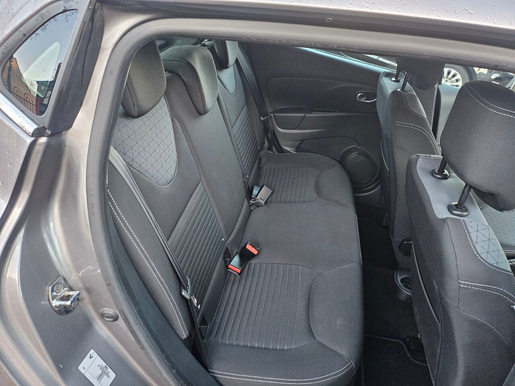 Used Renault Clio 2014 for sale - 76797657: Photo 21