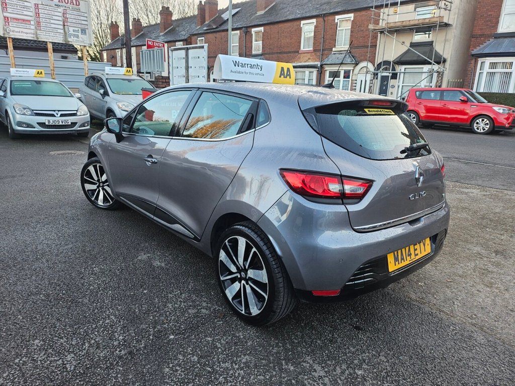 Used Renault Clio 2014 for sale - 76797657: Photo 5
