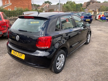Used Volkswagen Polo 2011 for sale - 79330336: Photo