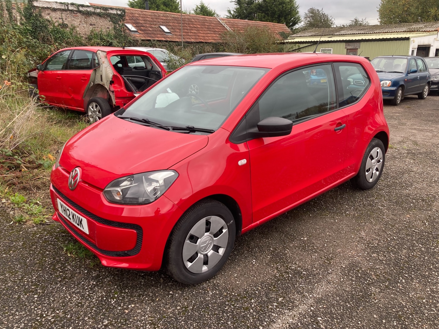 Used Volkswagen up! 2012 for sale - 76598425: Photo 2