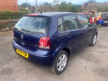 Used Volkswagen Polo 2009 for sale - 79029897: Photo