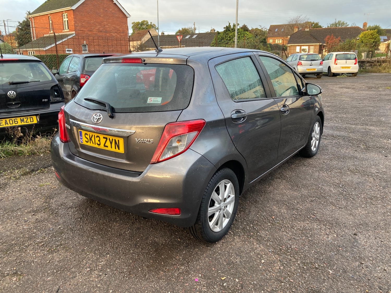 Used Toyota Yaris 2013 for sale - 76373857: Photo 4