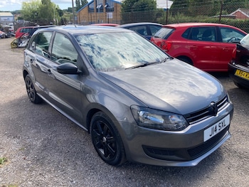 Used Volkswagen Polo 2010 for sale - 79457290: Photo