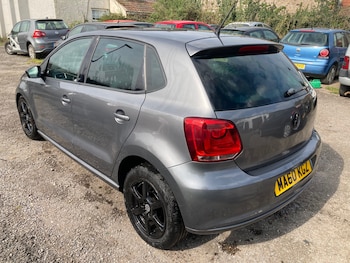 Used Volkswagen Polo 2010 for sale - 78190376: Photo