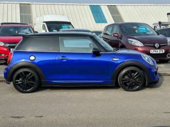 Used MINI Hatch 2018 for sale - 73739771: Photo