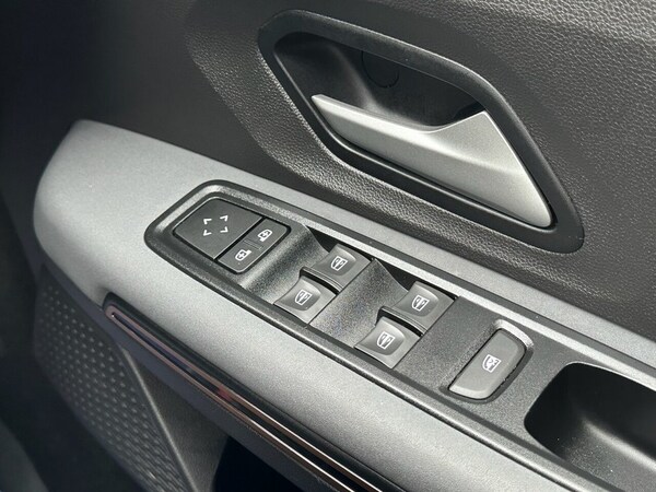 Used Dacia Sandero Stepway 2023 for sale - 73966387: Photo 14
