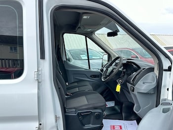 Used Ford Transit 2019 for sale - 79000757: Photo