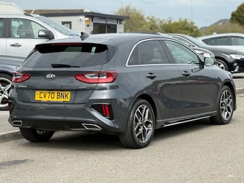 Used Kia Ceed 2020 for sale - 75585500: Photo