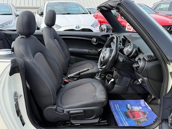Used MINI Convertible 2017 for sale - 79313130: Photo