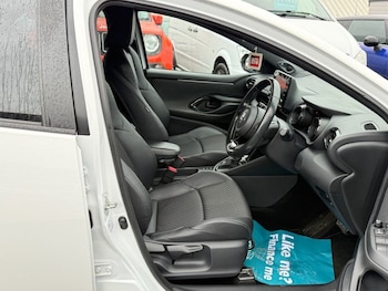 Used Toyota Yaris 2022 for sale - 79000759: Photo