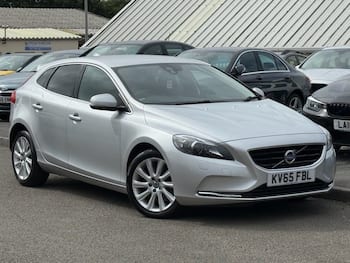 Used Volvo V40 2015 for sale - 79695317: Photo