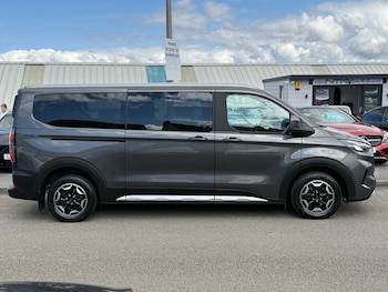 Used Ford Tourneo Custom 2025 for sale - 79000796: Photo