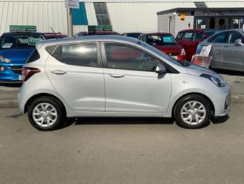 Used Hyundai i10 2017 for sale - 71585901: Photo
