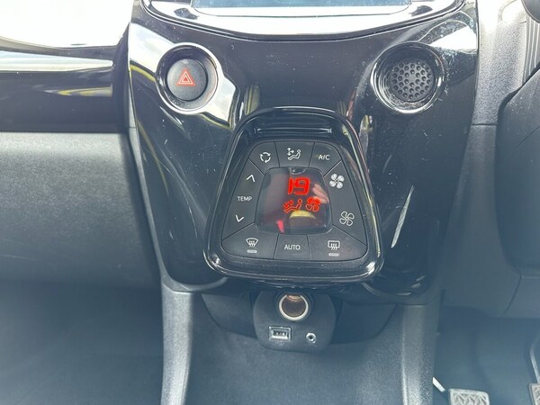 Used Peugeot 108 2018 for sale - 71585848: Photo 11