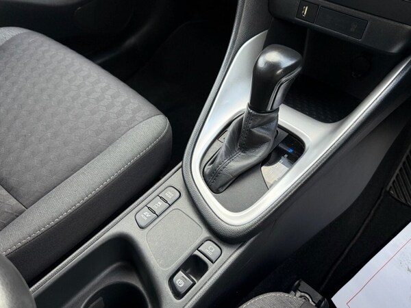 Used Toyota Yaris 2020 for sale - 76009891: Photo 12