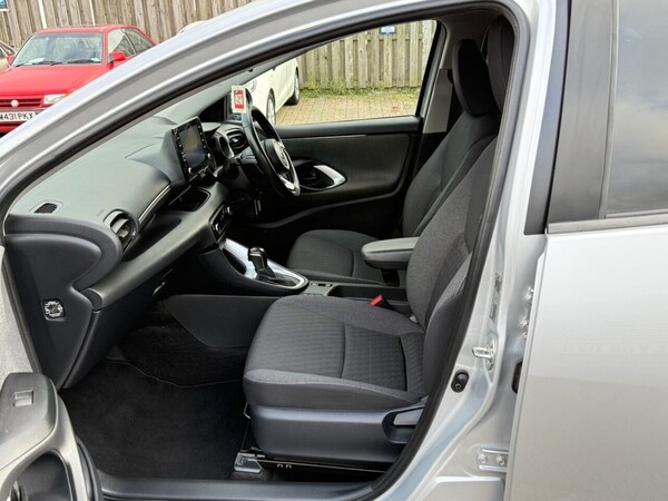 Used Toyota Yaris 2020 for sale - 76009891: Photo 16