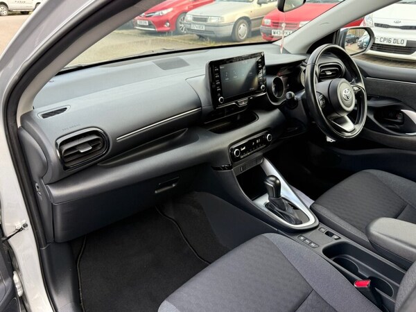 Used Toyota Yaris 2020 for sale - 76009891: Photo 17