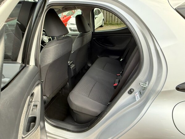 Used Toyota Yaris 2020 for sale - 76009891: Photo 18