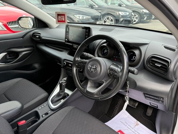 Used Toyota Yaris 2020 for sale - 76009891: Photo 5