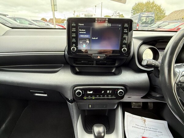 Used Toyota Yaris 2020 for sale - 76009891: Photo 8