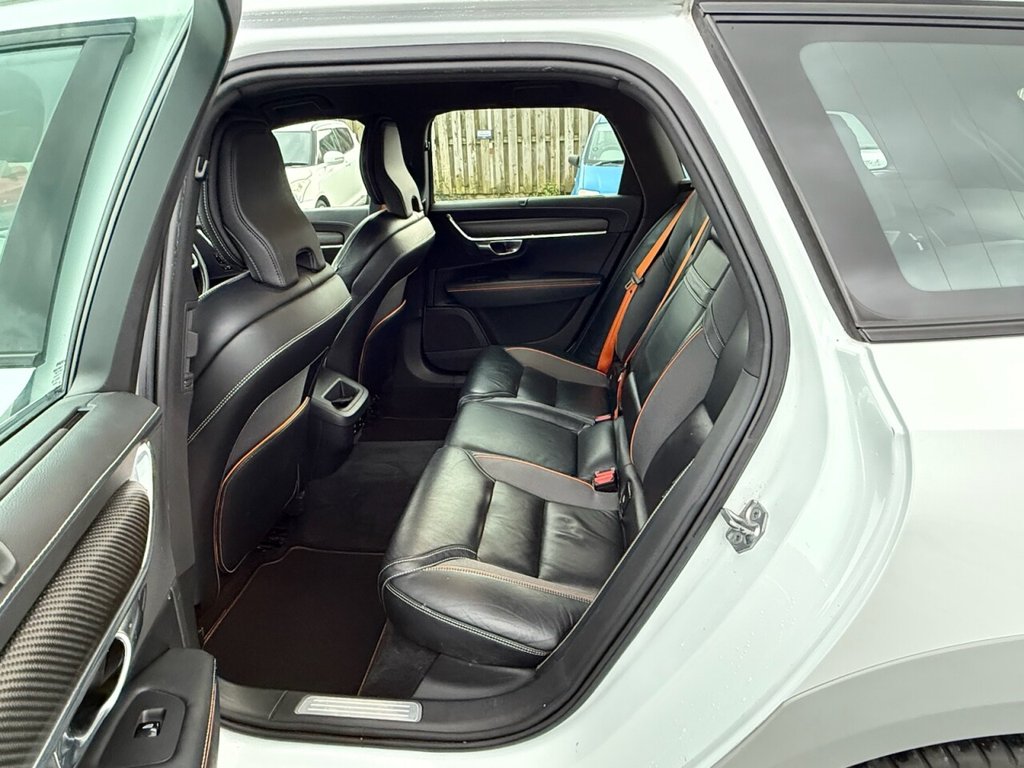 Used Volvo V90 Cross Country 2018 for sale - 76304263: Photo 18