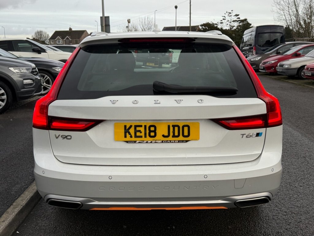 Used Volvo V90 Cross Country 2018 for sale - 76304263: Photo 24