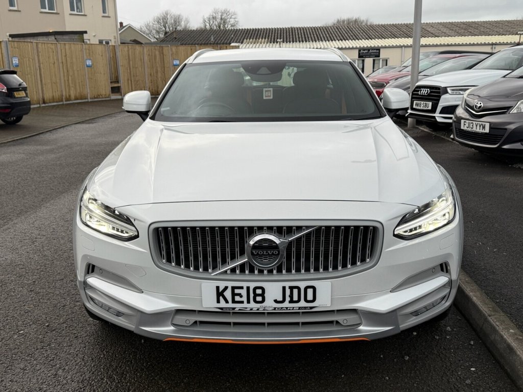 Used Volvo V90 Cross Country 2018 for sale - 76304263: Photo 25