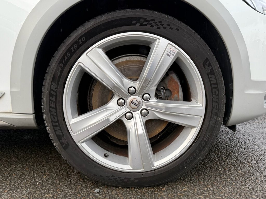 Used Volvo V90 Cross Country 2018 for sale - 76304263: Photo 26