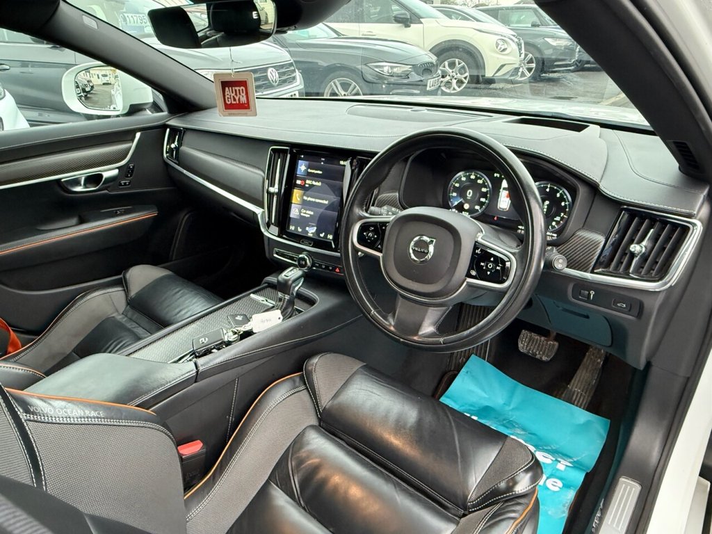 Used Volvo V90 Cross Country 2018 for sale - 76304263: Photo 5