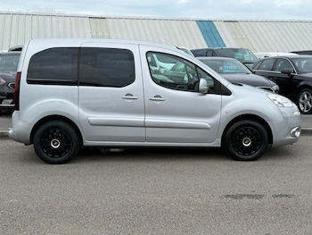 Used Peugeot Partner Tepee 2013 for sale - 76106019: Photo