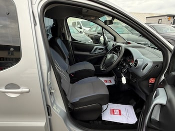 Used Peugeot Partner Tepee 2013 for sale - 76106019: Photo
