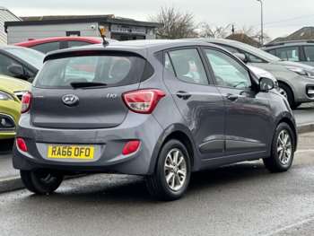 Used Hyundai i10 2016 for sale - 74105424: Photo