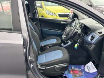 Used Hyundai i10 2016 for sale - 74105424: Photo