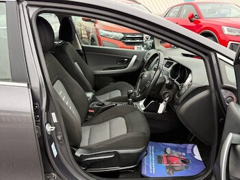 Used Kia Ceed 2015 for sale - 79000780: Photo