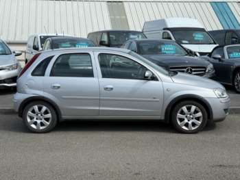 Used Vauxhall Corsa 2005 for sale - 74784276: Photo