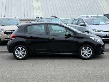 Used Peugeot 208 2017 for sale - 74470033: Photo